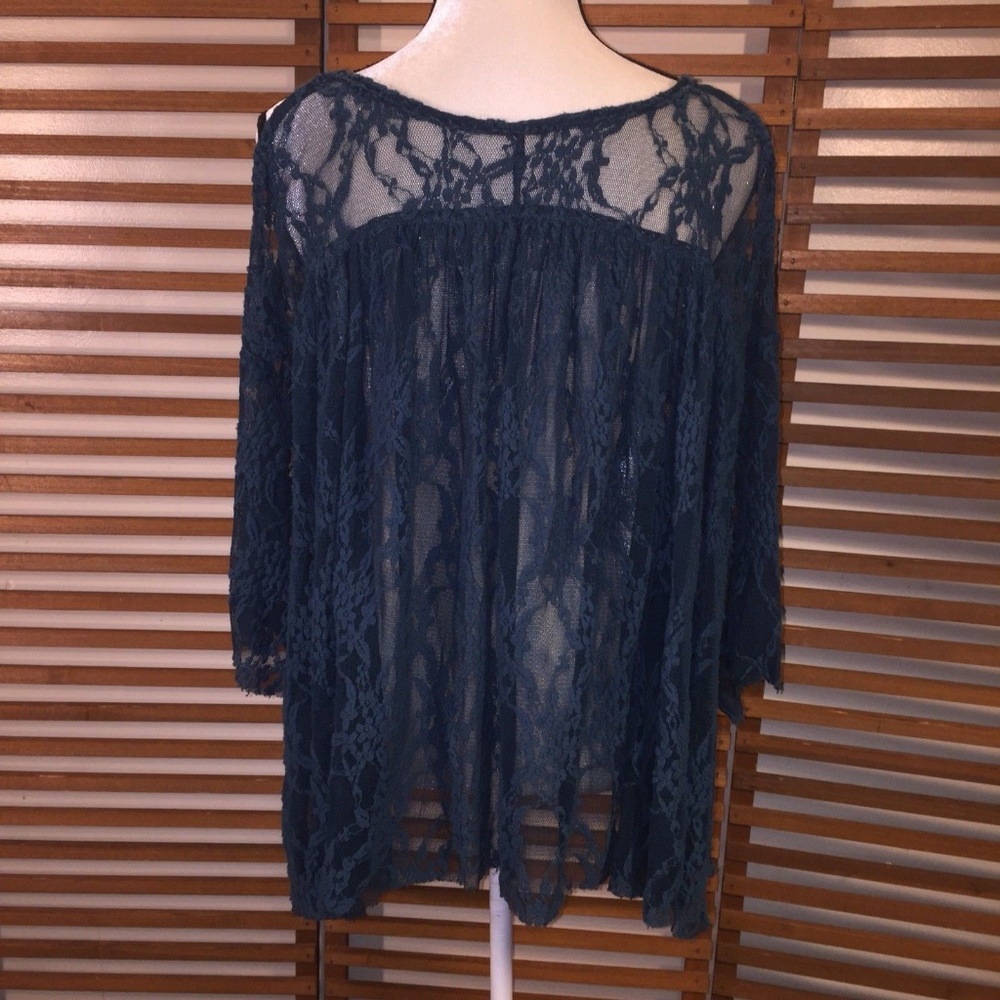 Free People Lace Top Cold Shoulder Lost In Austin - Picture 5 of 7